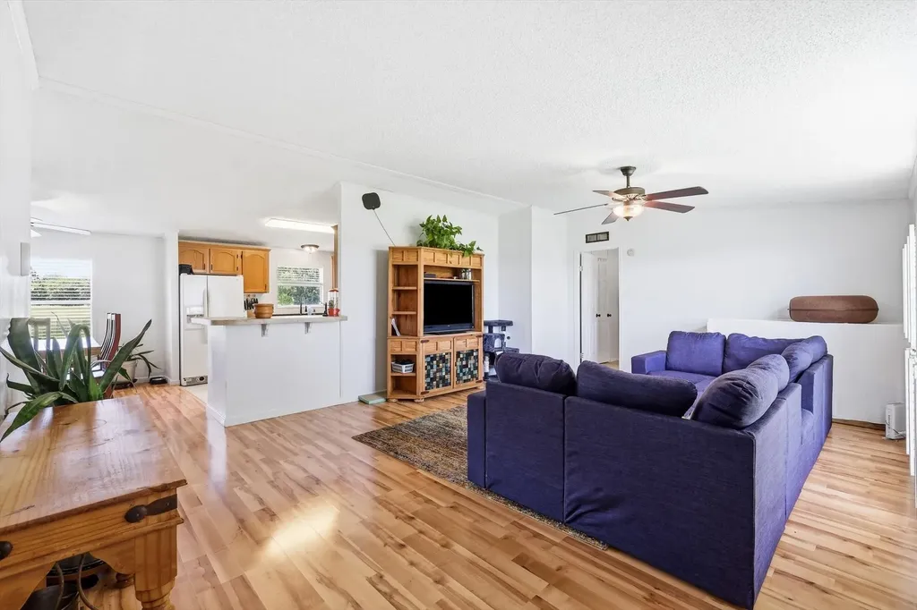5894 Stone Creek Drive Sanger TX 76266