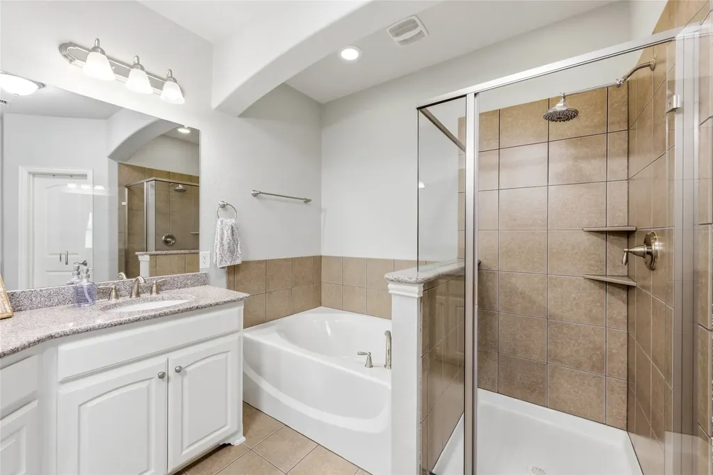 527 Matthew Place Richardson TX 75081