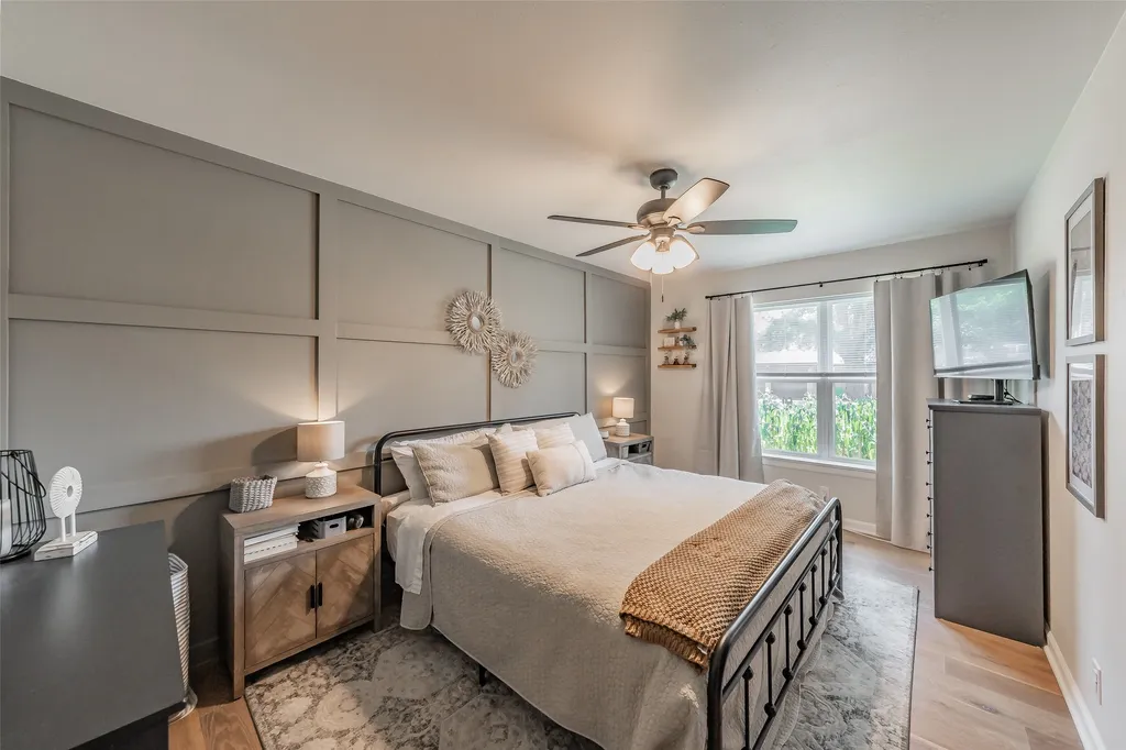 853 Lee Drive Bedford TX 76022