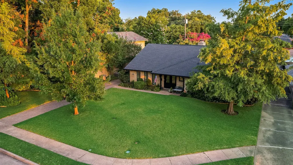 620 Cox Drive Irving TX 75062