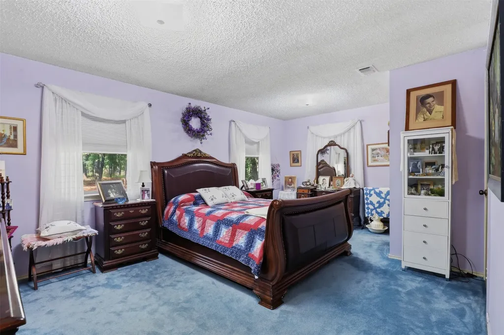 777 Wildwood Trail Weatherford TX 76085