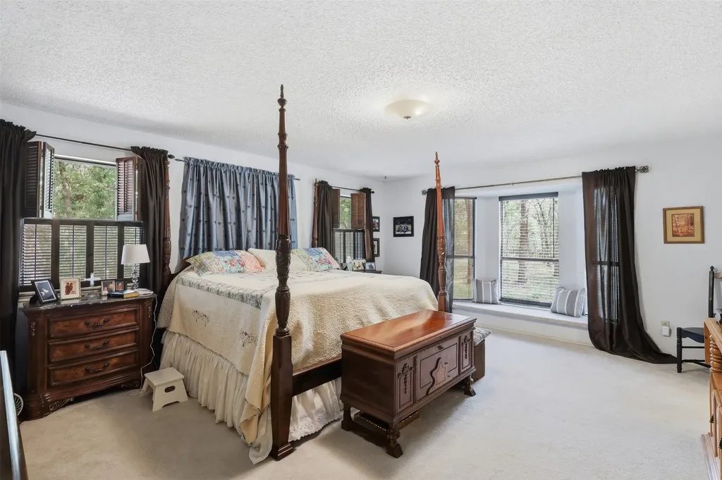 777 Wildwood Trail Weatherford TX 76085