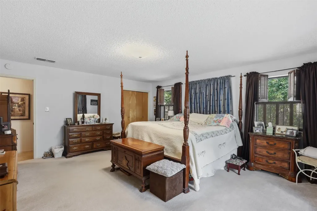 777 Wildwood Trail Weatherford TX 76085
