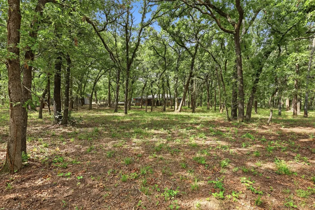 777 Wildwood Trail Weatherford TX 76085