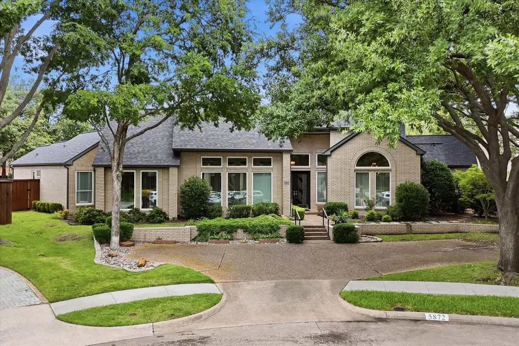 5872 Bridle Bend Court Plano TX 75093