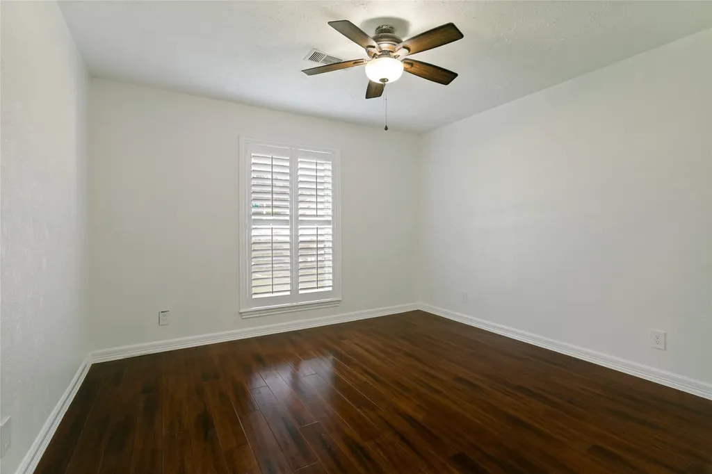 2 Rolling Hills Circle Denton TX 76205
