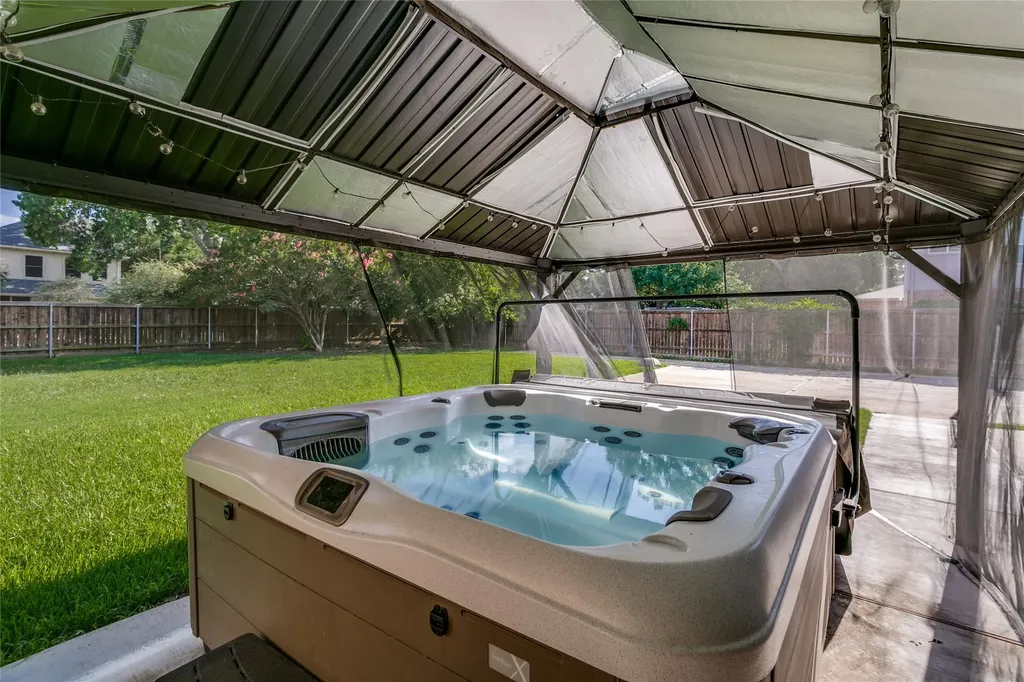 2 Rolling Hills Circle Denton TX 76205