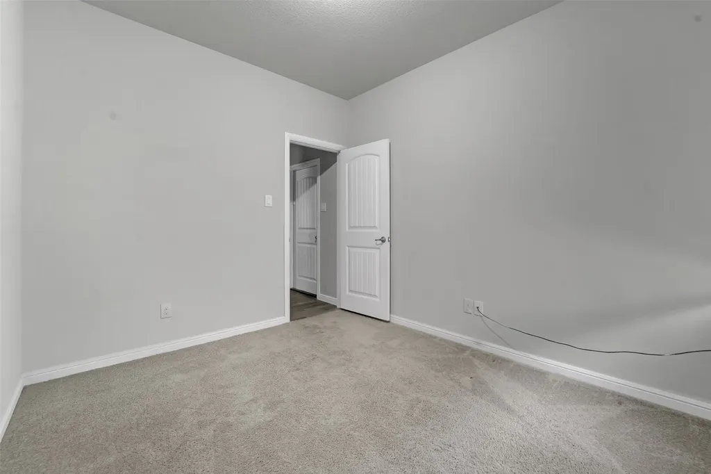 1129 Metaline Trail Fort Worth TX 76177
