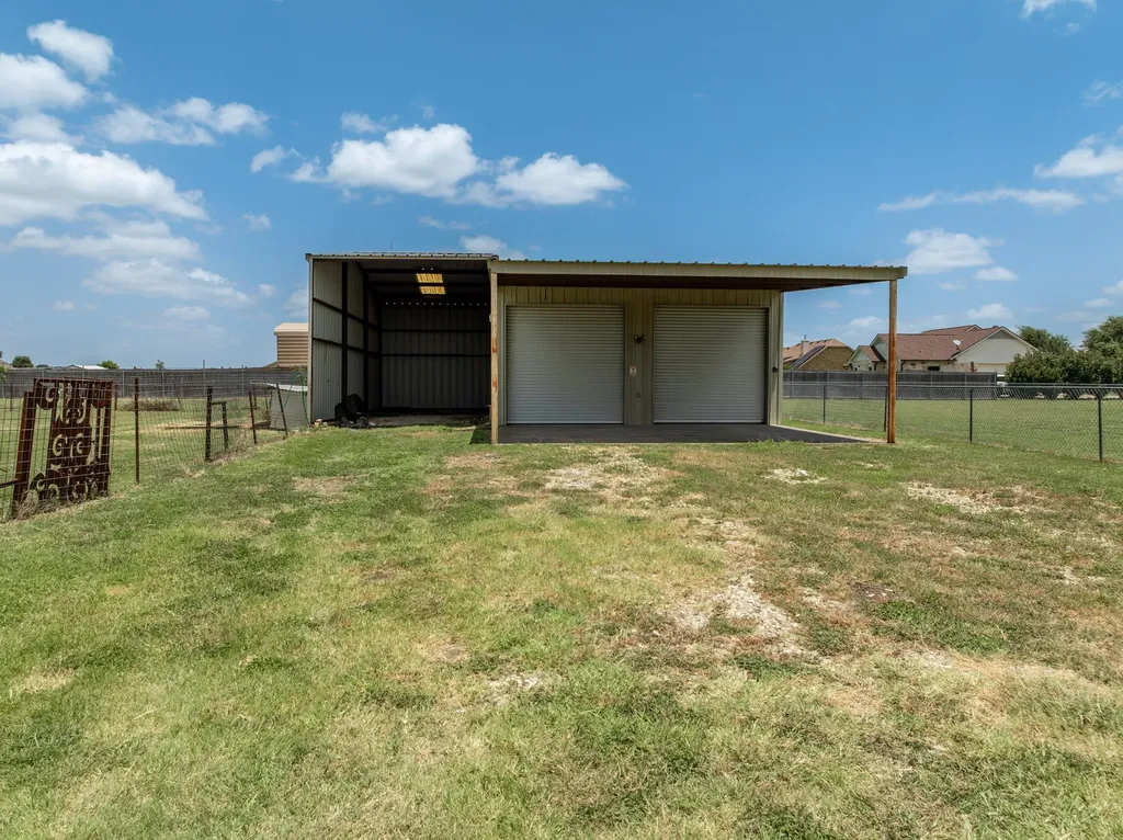205 Hatter Drive Moody TX 76557