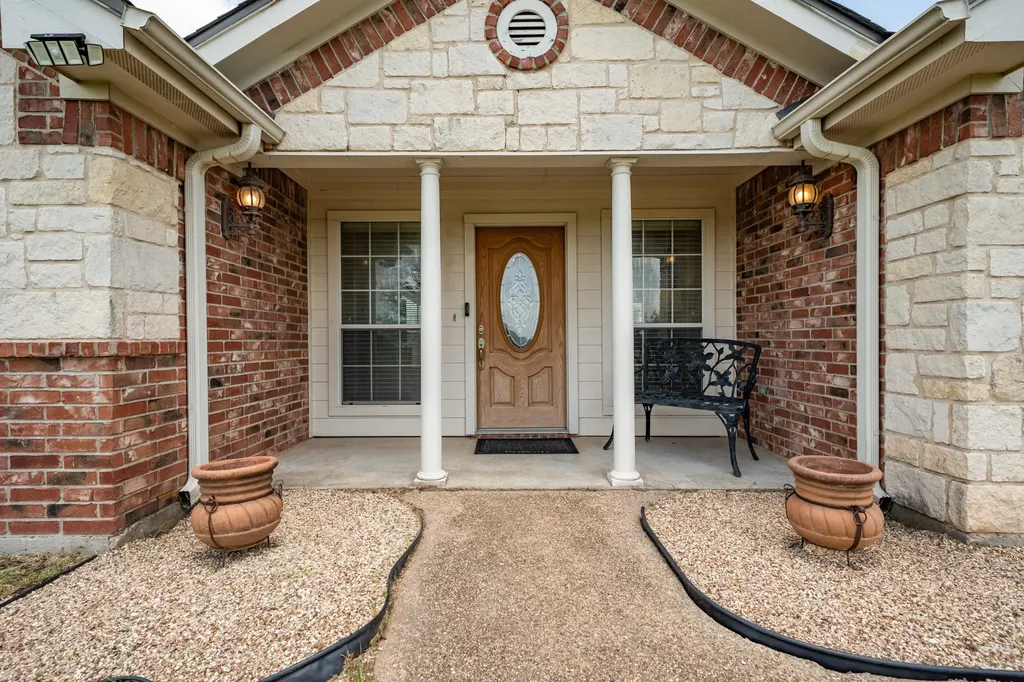 205 Hatter Drive Moody TX 76557