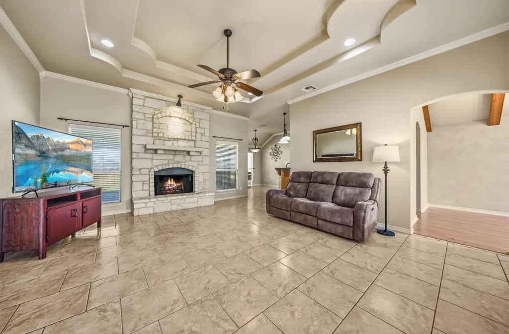 205 Hatter Drive Moody TX 76557