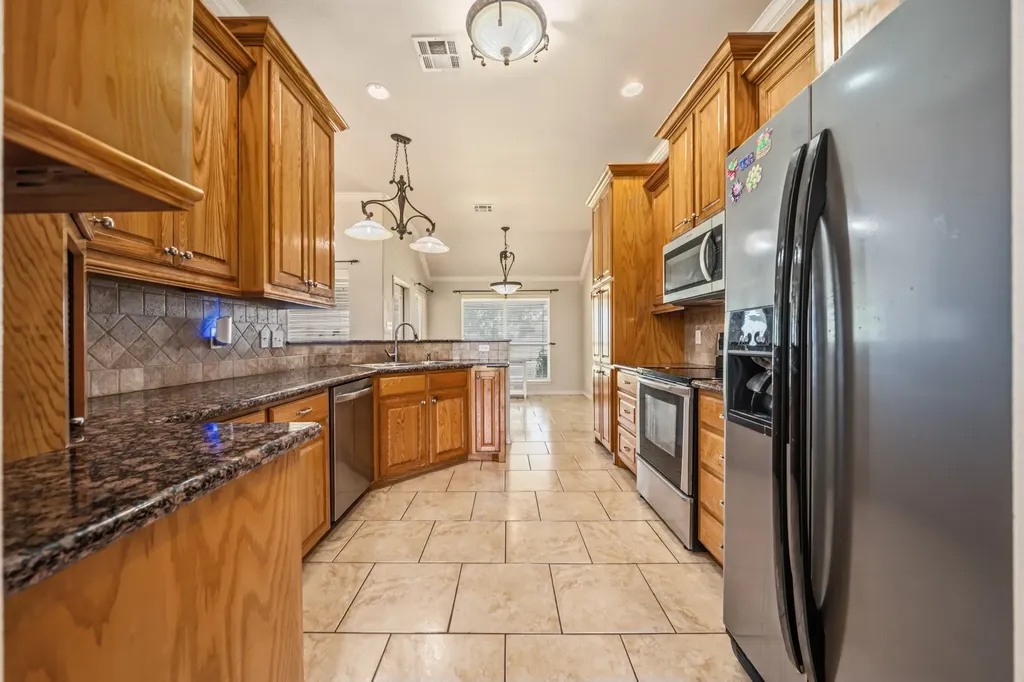 205 Hatter Drive Moody TX 76557