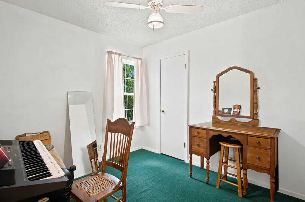 206 E North Street Aubrey TX 76227
