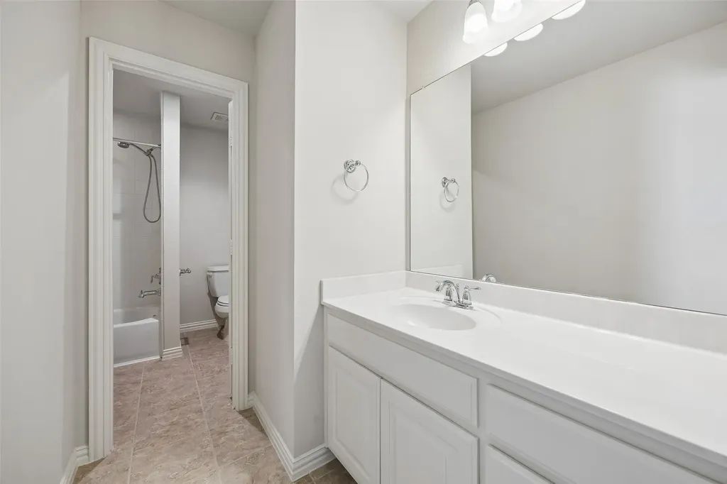 7001 Handen Drive Rowlett TX 75089