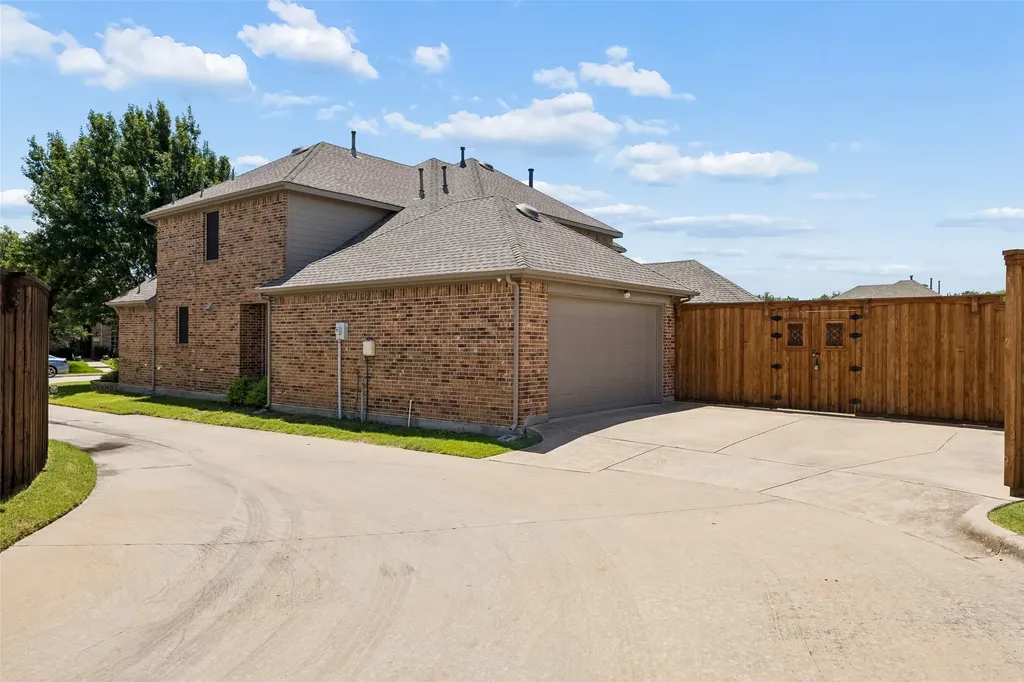 7001 Handen Drive Rowlett TX 75089