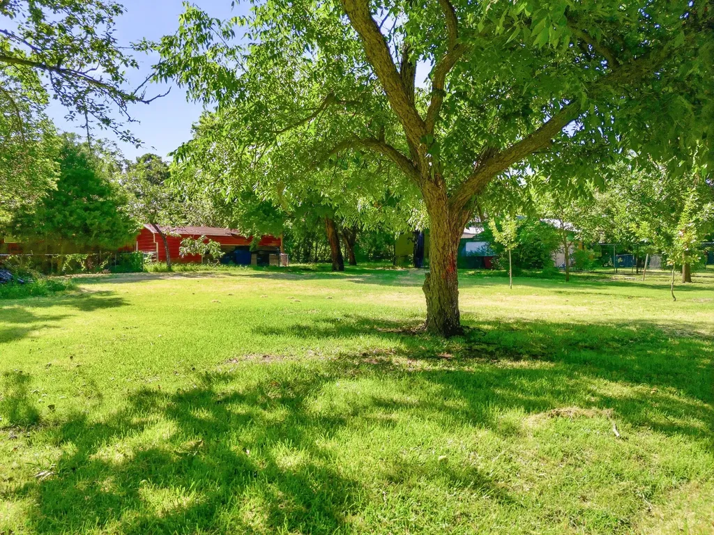 917 Mcclain Street Princeton TX 75407