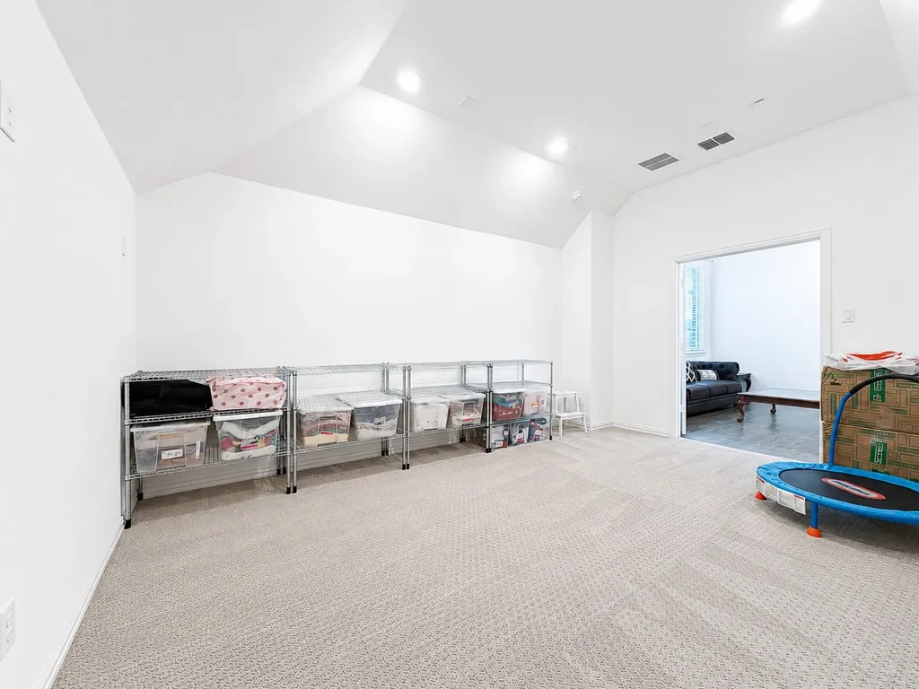 17293 Texas Pistache Drive Dallas TX 75252