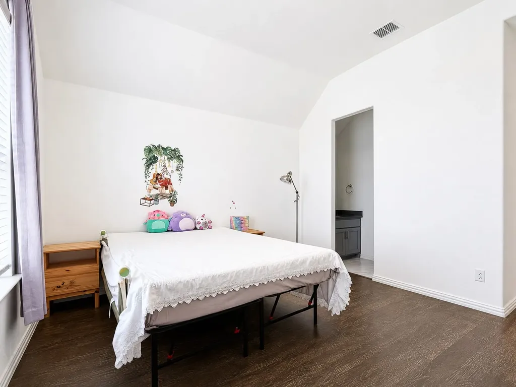 17293 Texas Pistache Drive Dallas TX 75252