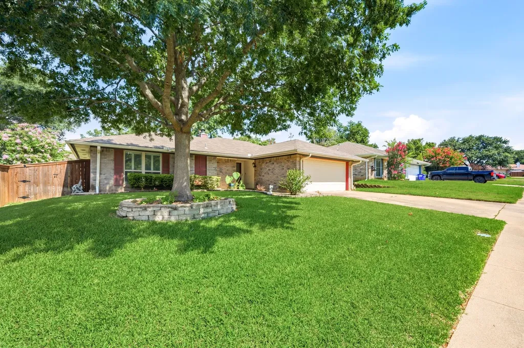 2507 Poppy Lane Euless TX 76039