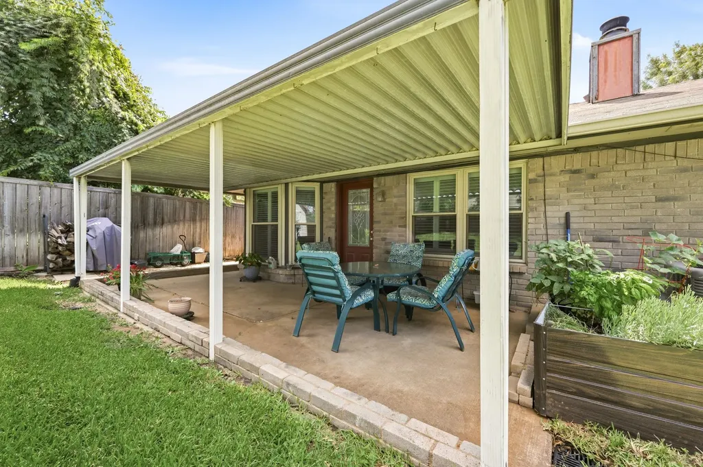 2507 Poppy Lane Euless TX 76039