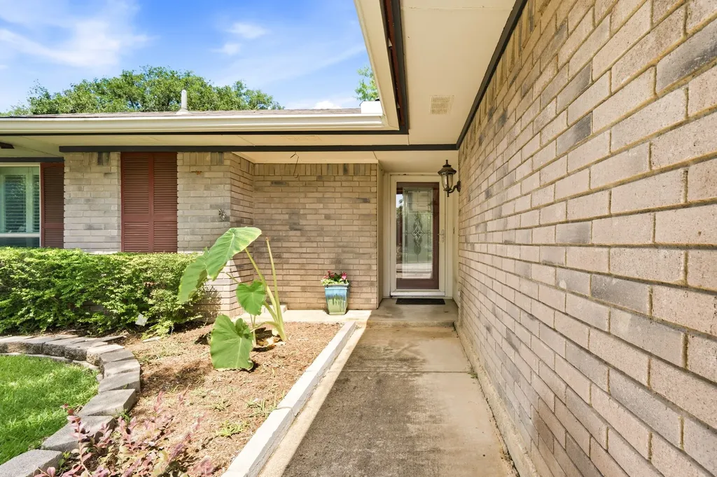 2507 Poppy Lane Euless TX 76039