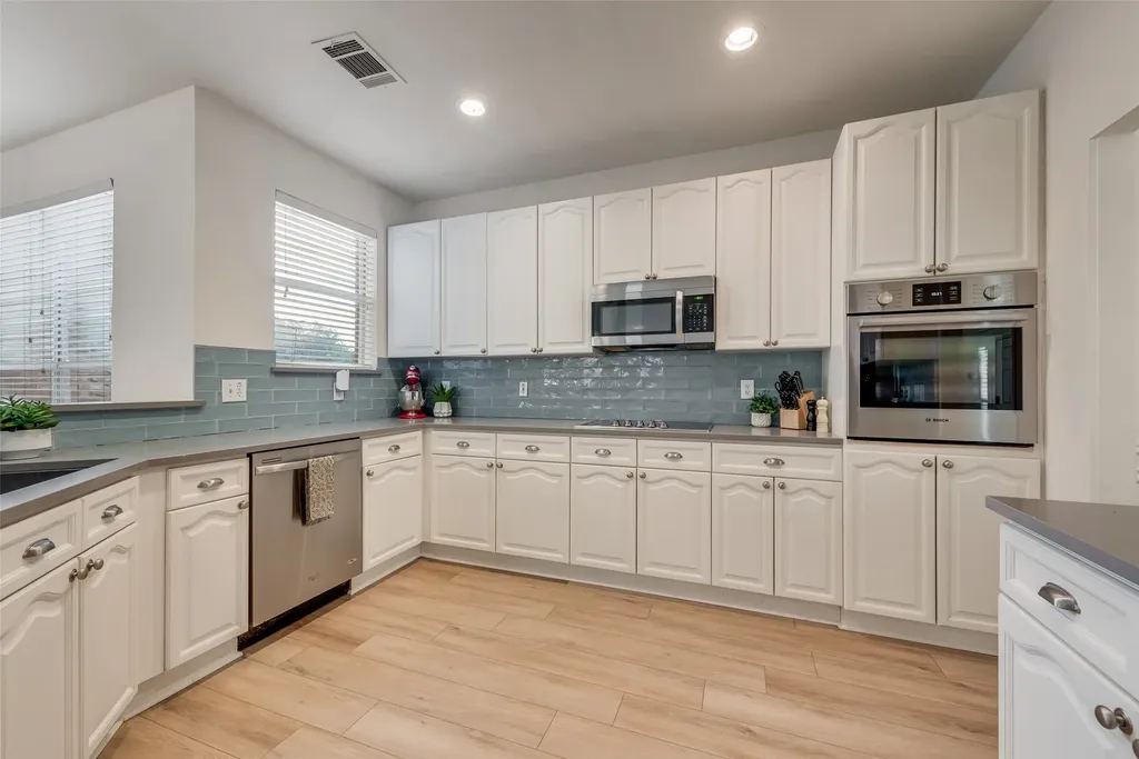 7602 Chadwick Court Dallas TX 75248