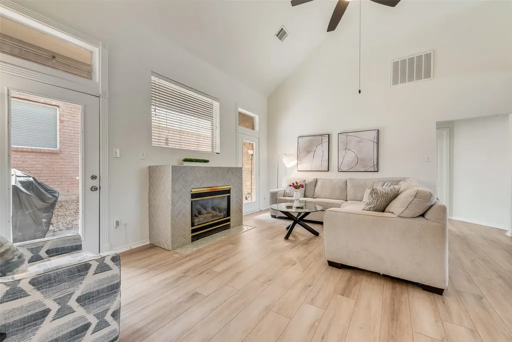 7602 Chadwick Court Dallas TX 75248