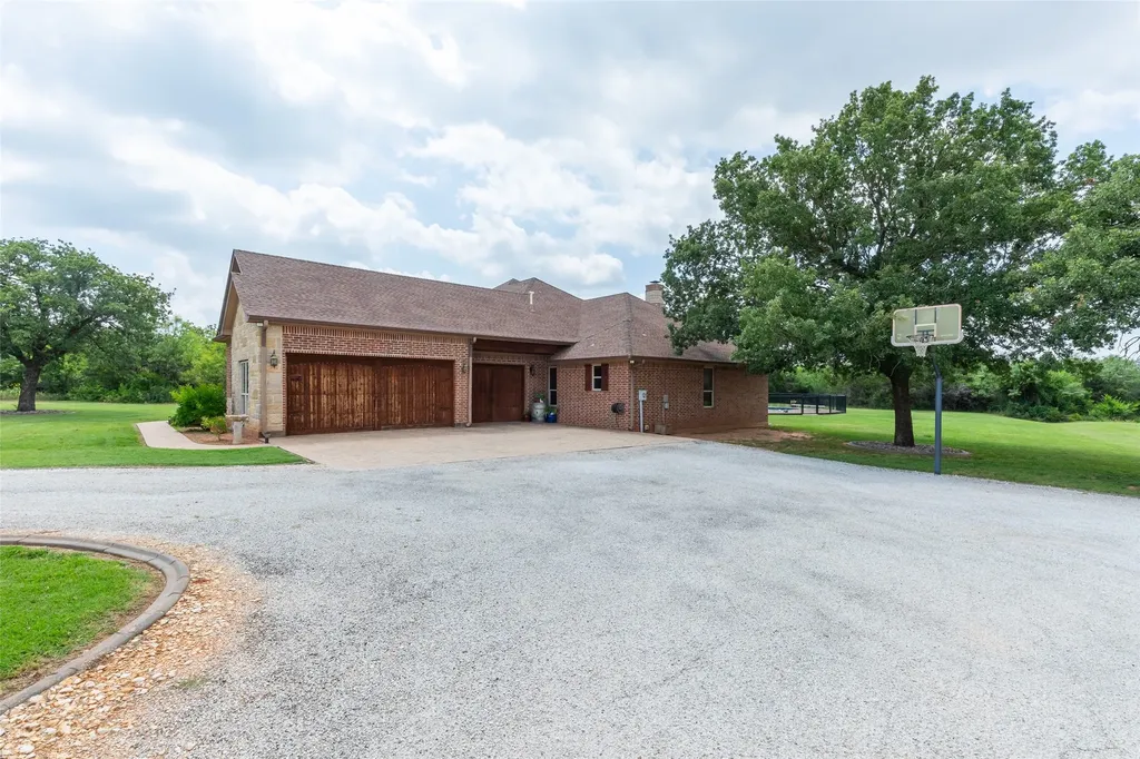 365 County Road 150 Tuscola TX 79562