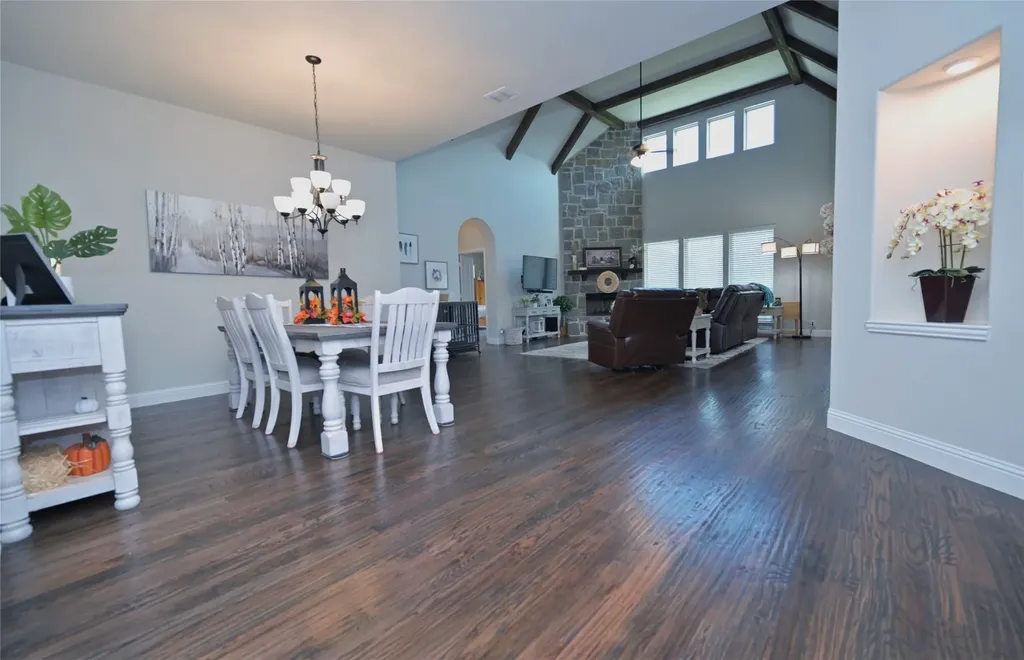 213 Oakcrest Drive Justin TX 76247