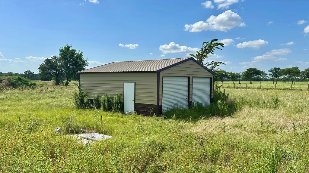 940 Rs County Road 1320 Emory TX 75440