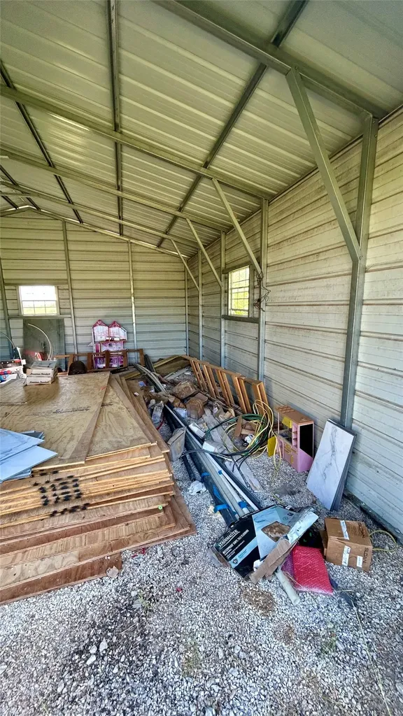 940 Rs County Road 1320 Emory TX 75440
