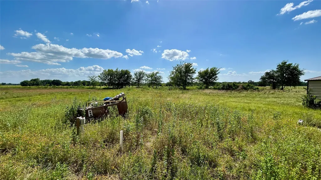 940 Rs County Road 1320 Emory TX 75440