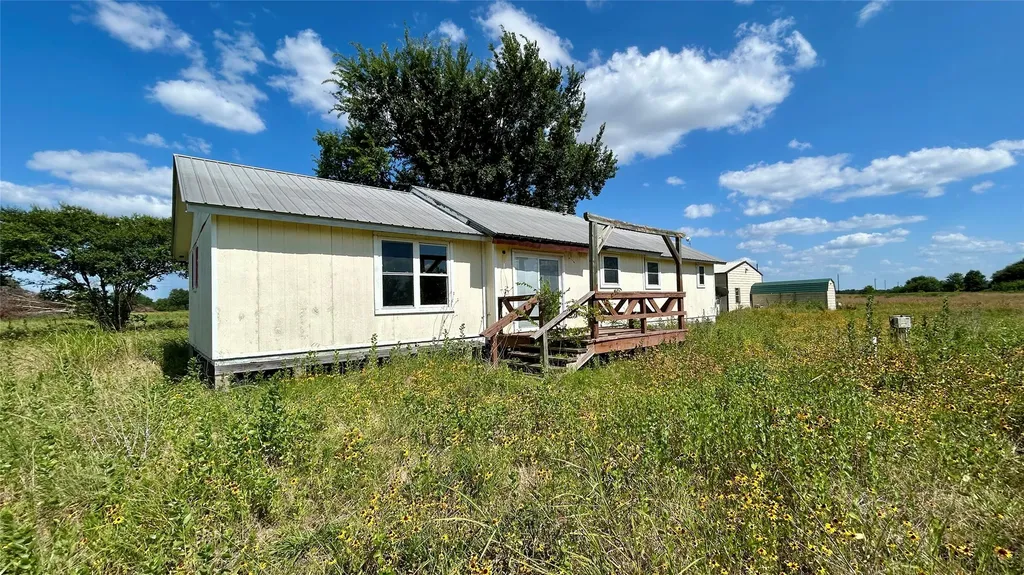 940 Rs County Road 1320 Emory TX 75440