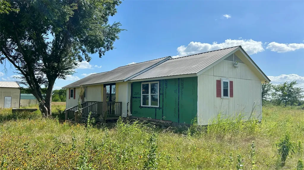940 Rs County Road 1320 Emory TX 75440