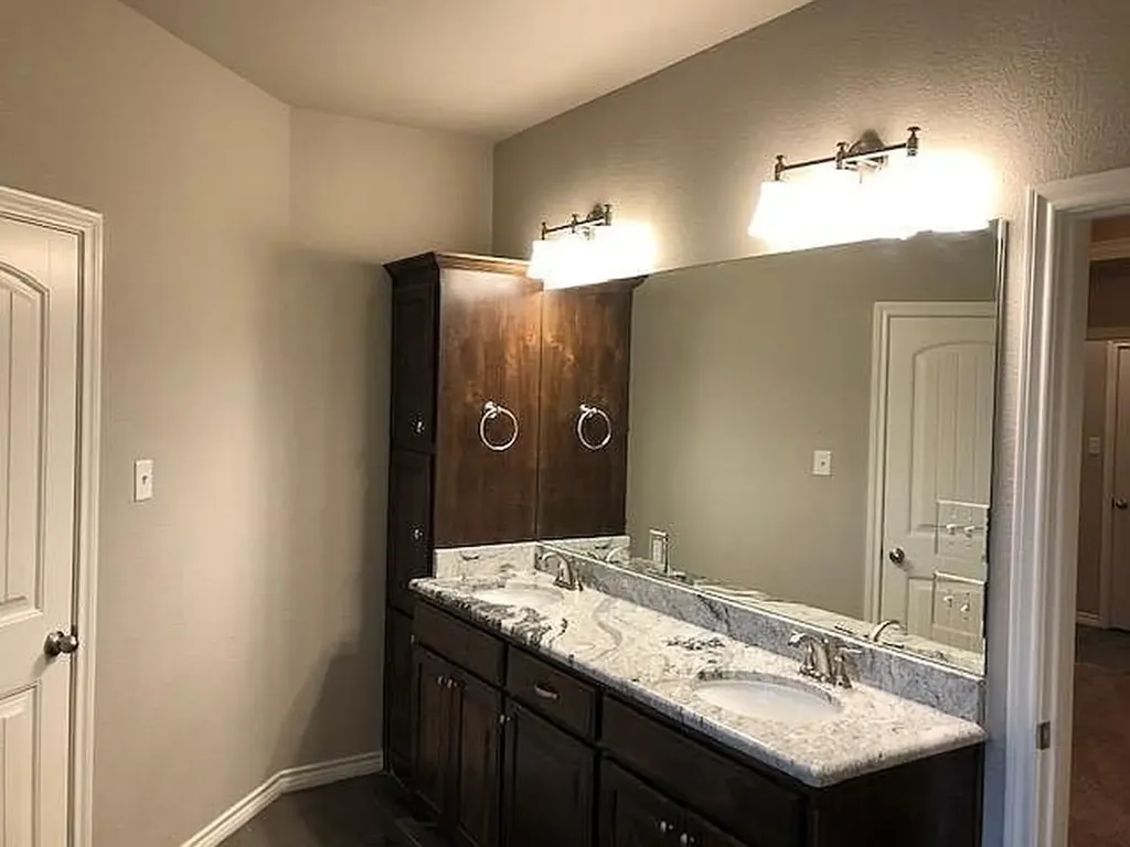 451 Silverton Drive Granbury TX 76049