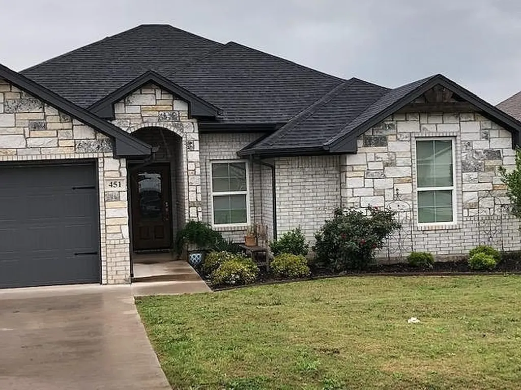 451 Silverton Drive Granbury TX 76049