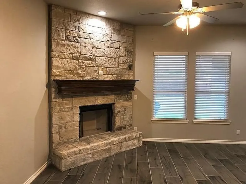 451 Silverton Drive Granbury TX 76049