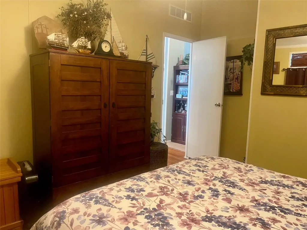 2334 Sanbar Road Possum Kingdom Lake TX 76449