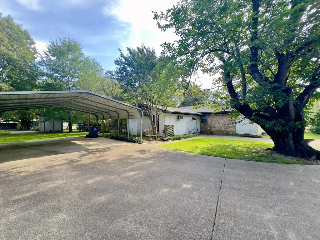 230 Scenic Loop Hawkins TX 75765