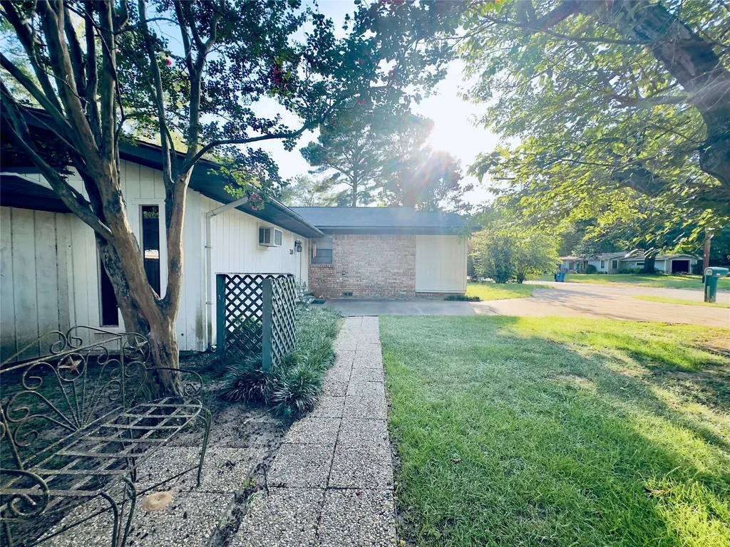 230 Scenic Loop Hawkins TX 75765