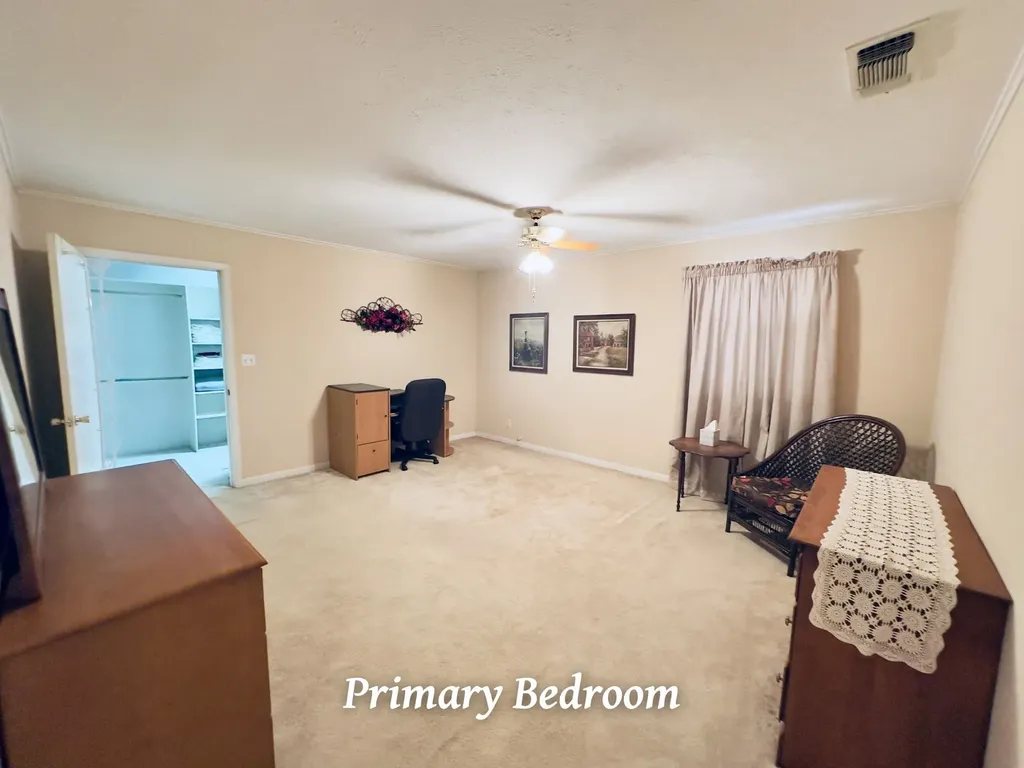 230 Scenic Loop Hawkins TX 75765