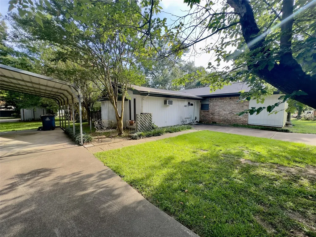 230 Scenic Loop Hawkins TX 75765