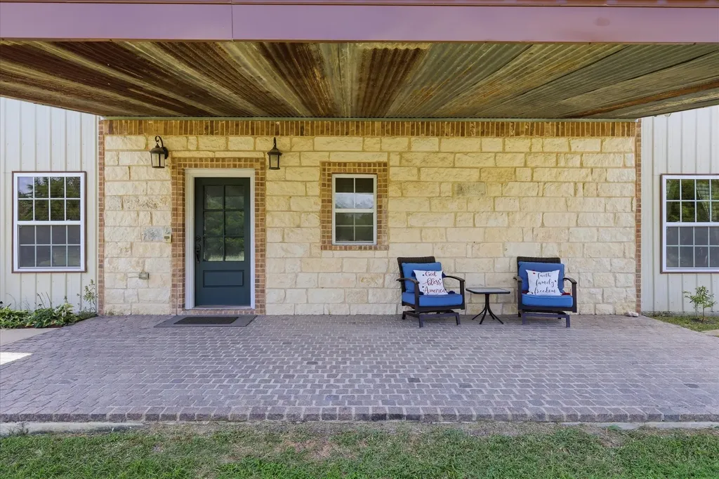 399 Brindley Road Maypearl TX 76064