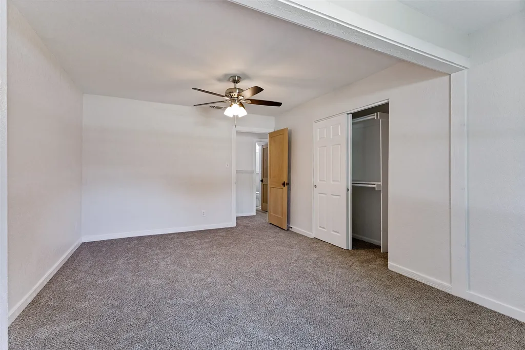 3074 W Highway 114 Paradise TX 76073