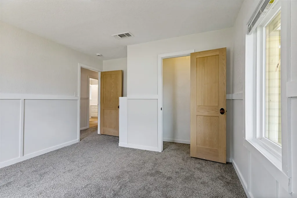 3074 W Highway 114 Paradise TX 76073