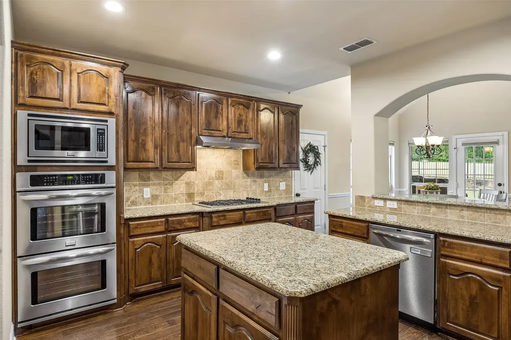 625 Southwestern Drive Rockwall TX 75087