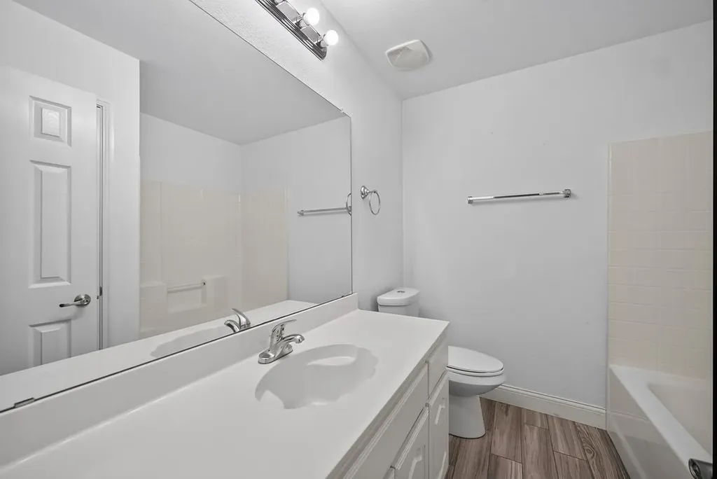 2723 Lake Way Drive Grand Prairie TX 75052