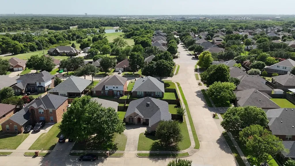 2723 Lake Way Drive Grand Prairie TX 75052