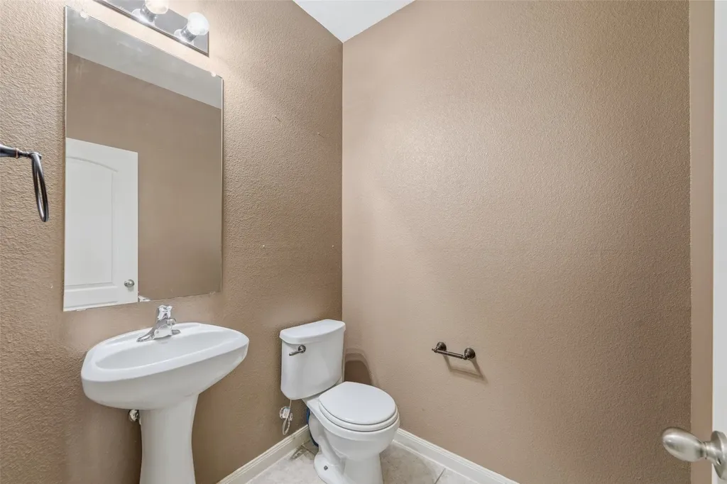 137 Kennedy Drive Venus TX 76084