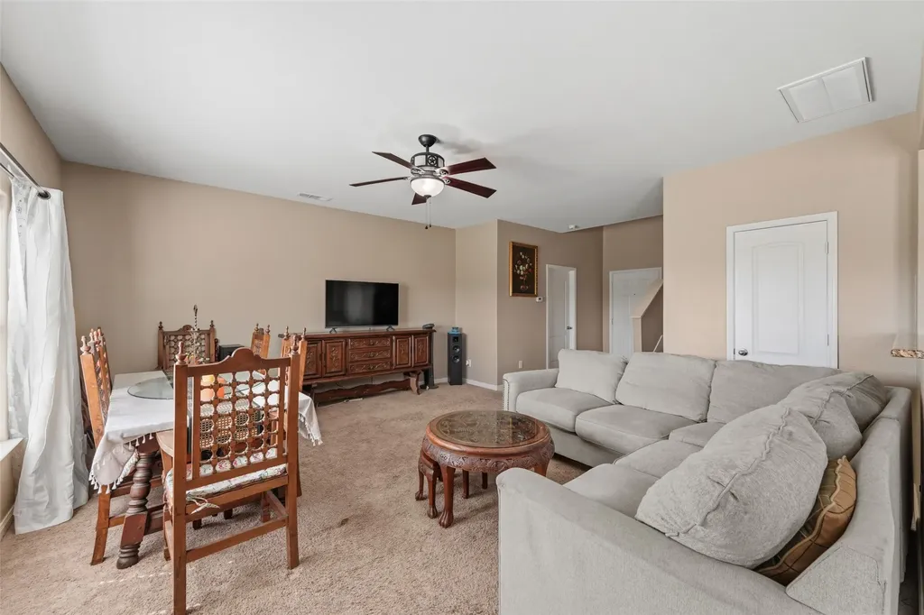 137 Kennedy Drive Venus TX 76084